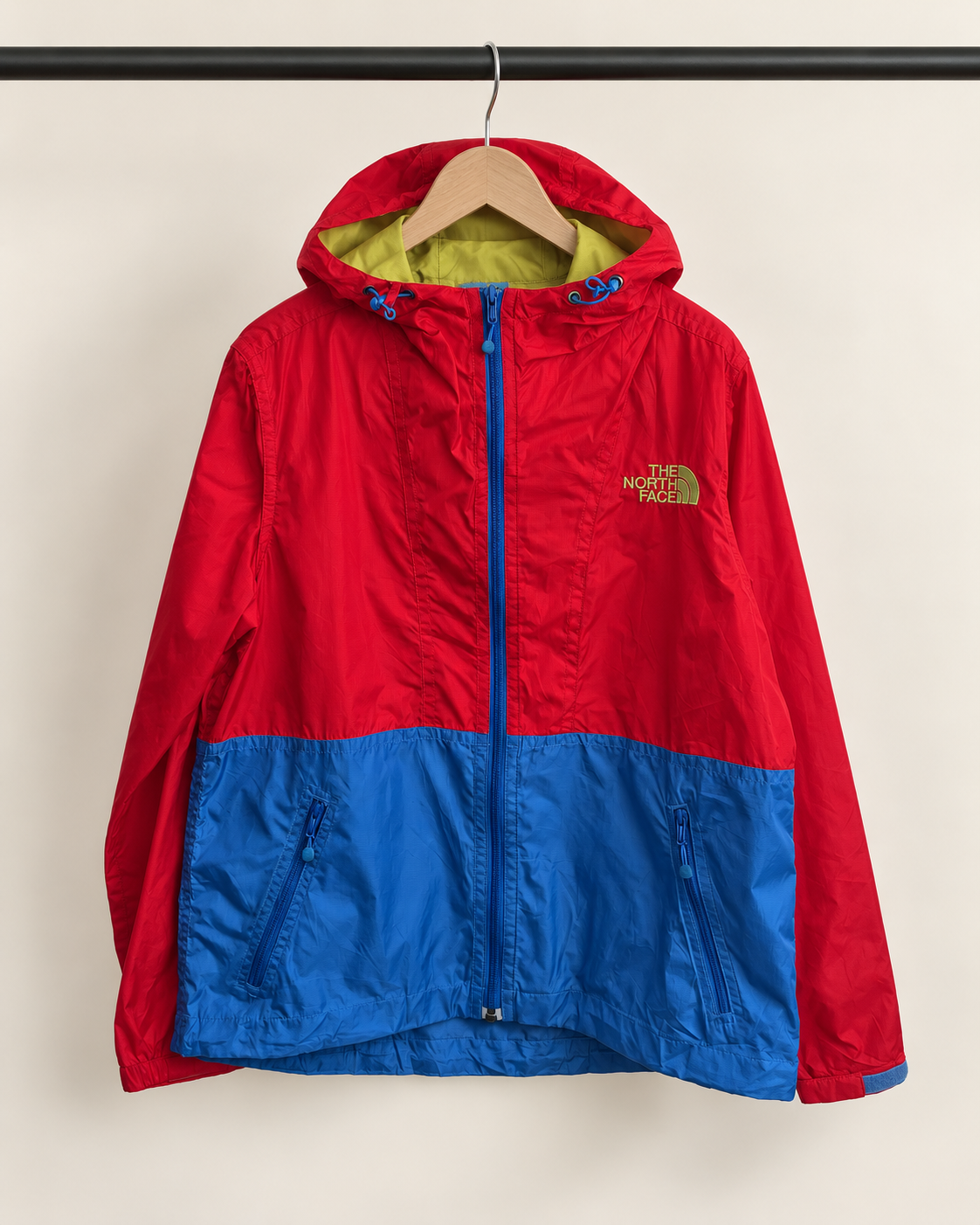 Cortaviento infantil The North Face rojo con azul y verde | Talla 7–8 años