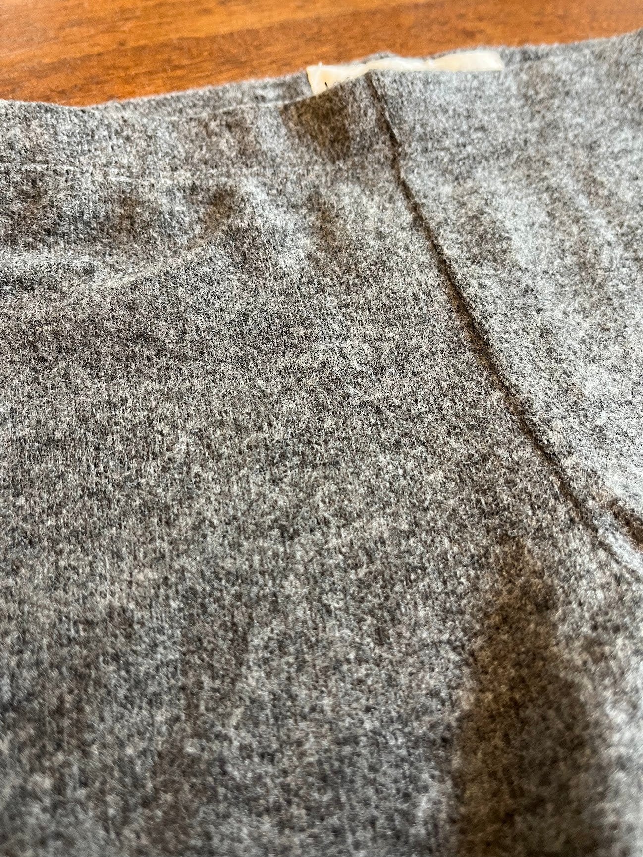 Calza de bebé niña Vamos Niños marca Lefties en lanilla color gris con textura suave