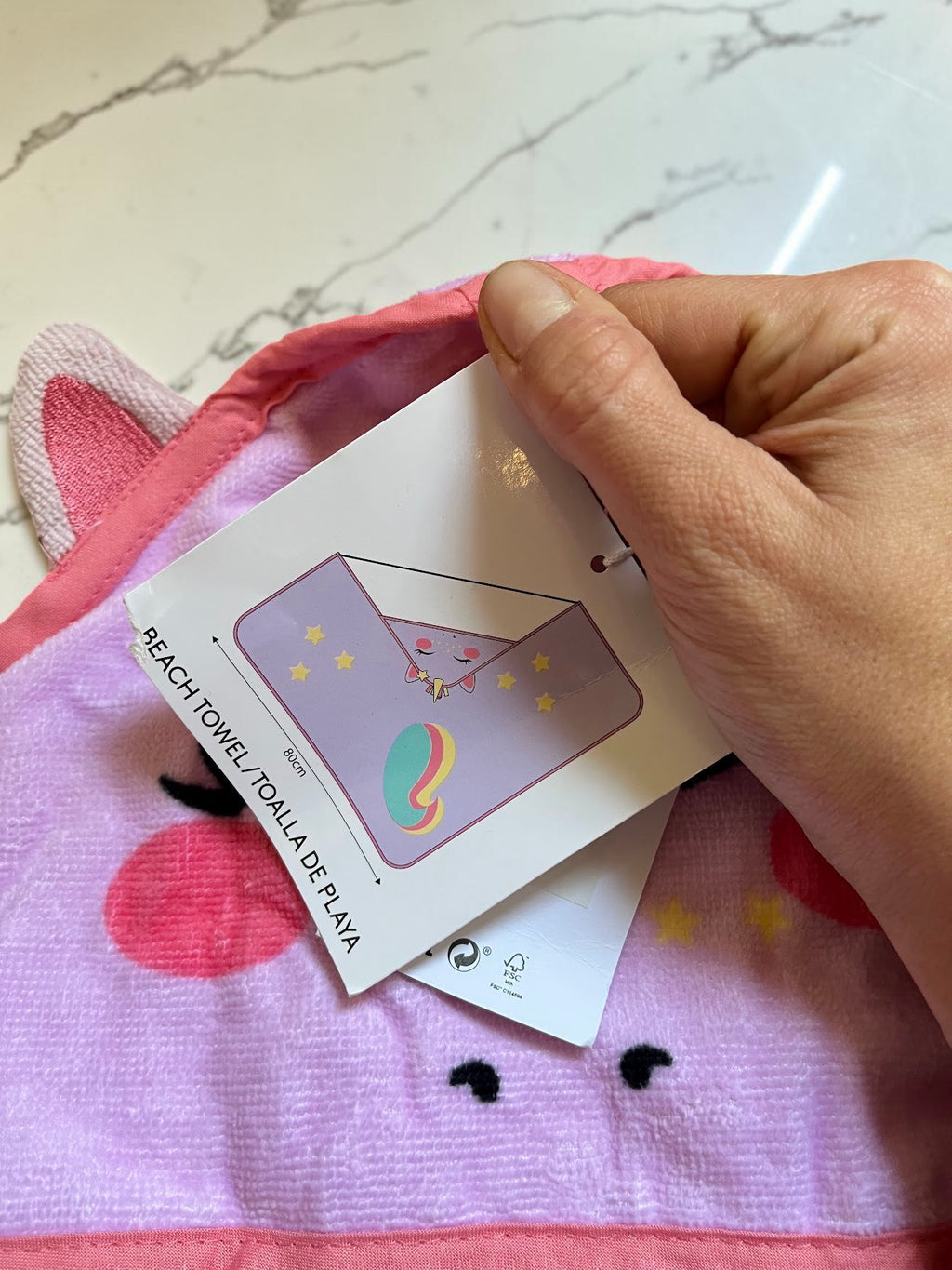 Toalla con capucha para bebé Vamos Niños de 80x80 cm en color rosa con diseño de unicornio y estrellas